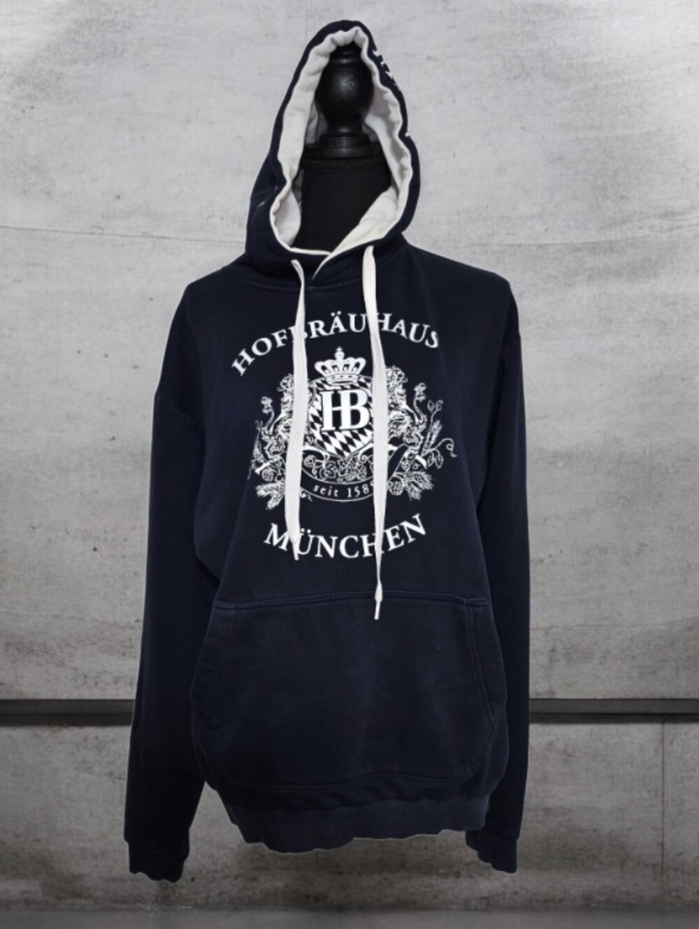#K133 München Navy Hoodie - Men's Pullover Sweatshirt